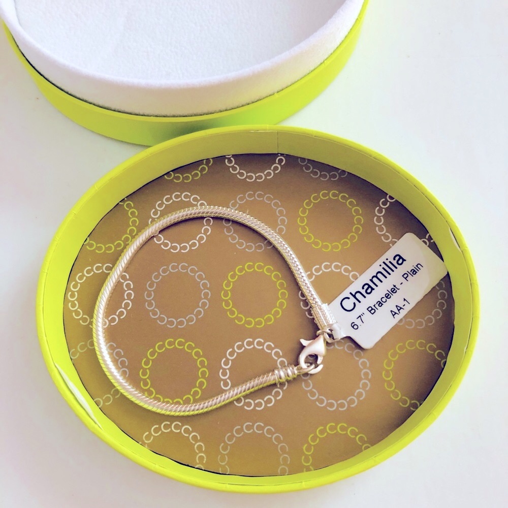 Chamilia Sterling Bracelet with Lime Green Jewelry Box 6.7 inches - Picture 4 of 12
